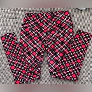 Plus Size Leggings Plaid. Buttery Soft.